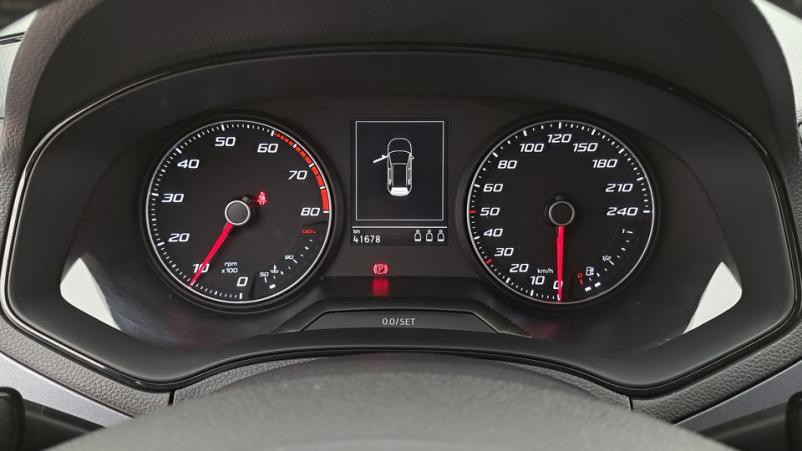 Vente en ligne Seat Arona  1.0 TSI Start&Stop 115ch Manuelle/6 Style au prix de 18 070 €