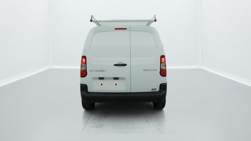 Vente en ligne Citroën Berlingo Fourgon M 1000KG BLUEHDI 100 S S BVM6 au prix de 22 010 €