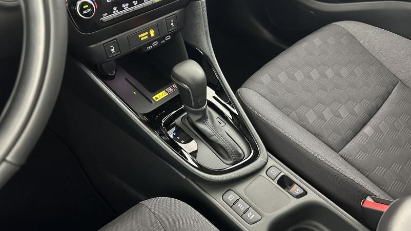 Vente en ligne Toyota Yaris Yaris Hybride 116h Design e-CVT au prix de 25 700 €