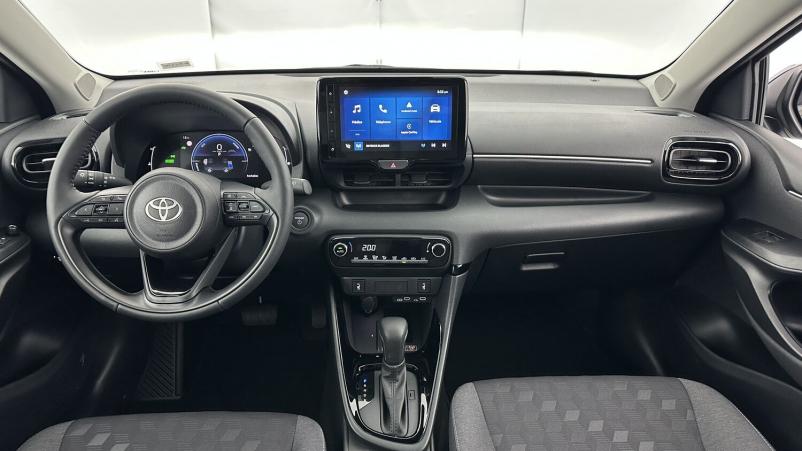 Vente en ligne Toyota Yaris Yaris Hybride 116h Design e-CVT au prix de 25 700 €