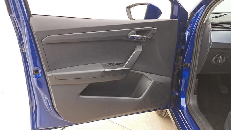 Vente en ligne Seat Arona  1.0 TSI Start&Stop 115ch Manuelle/6 Style au prix de 18 070 €