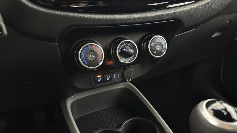Vente en ligne Toyota Aygo Aygo x 1.0 VVT-i 72ch Design au prix de 17 400 €