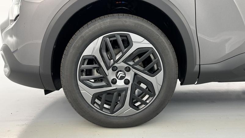 Vente en ligne Citroën C4 C4 III 1.5 BlueHDi 130ch Plus EAT8 au prix de 24 410 €