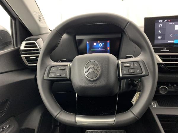 Vente en ligne Citroën C4 HYBRIDE 136 E-DCS6 PLUS au prix de 23 150 €