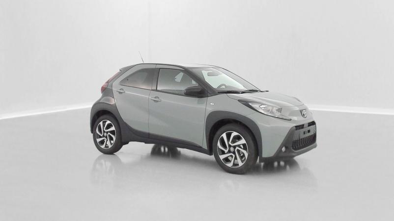 Vente en ligne Toyota Aygo Aygo x 1.0 VVT-i 72ch Design au prix de 17 400 €