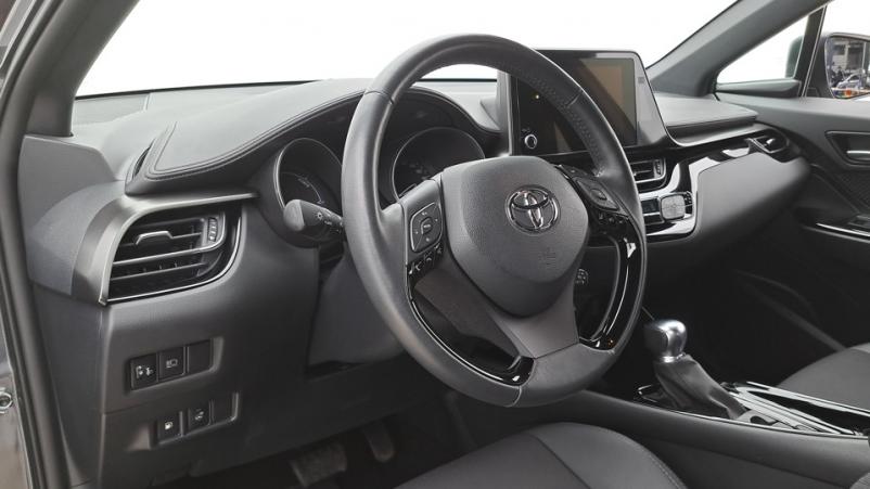 Vente en ligne Toyota C-HR  1.8 Hybrid 122ch Automatique/ Design au prix de 26 190 €