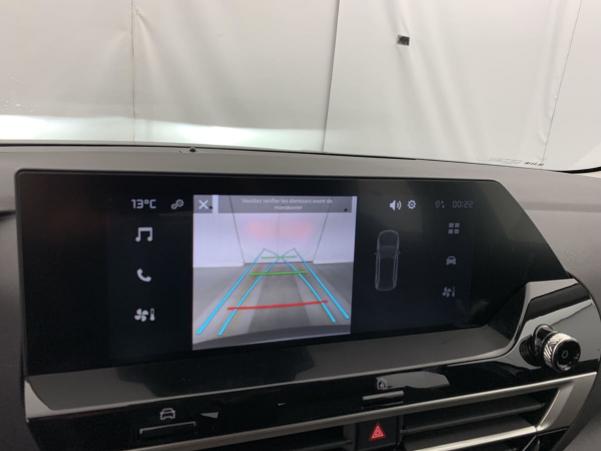 Vente en ligne Citroën C4 HYBRIDE 136 E-DCS6 PLUS au prix de 23 150 €