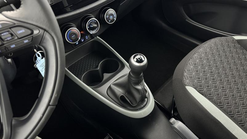 Vente en ligne Toyota Aygo Aygo x 1.0 VVT-i 72ch Design au prix de 17 400 €