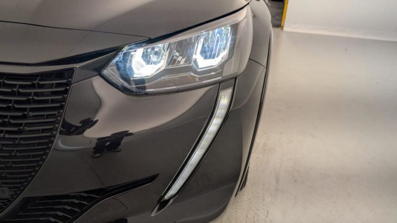 Vente en ligne Peugeot 208 50 kWh 136ch Allure Pack au prix de 24 180 €