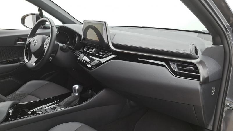 Vente en ligne Toyota C-HR  1.8 Hybrid 122ch Automatique/ Design au prix de 26 190 €
