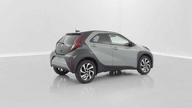Vente en ligne Toyota Aygo Aygo x 1.0 VVT-i 72ch Design au prix de 17 400 €