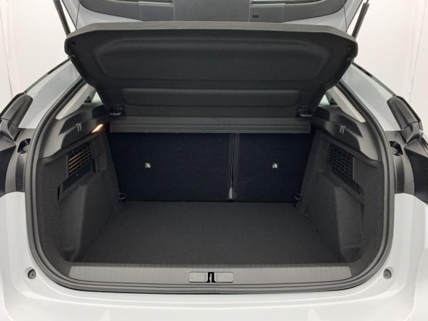 Vente en ligne Citroën C4 HYBRIDE 136 E-DCS6 PLUS au prix de 23 150 €