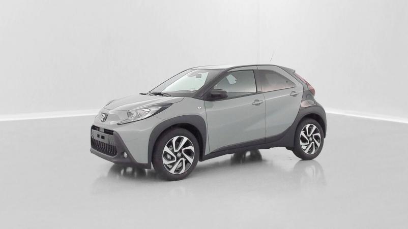 Vente en ligne Toyota Aygo Aygo x 1.0 VVT-i 72ch Design au prix de 17 400 €