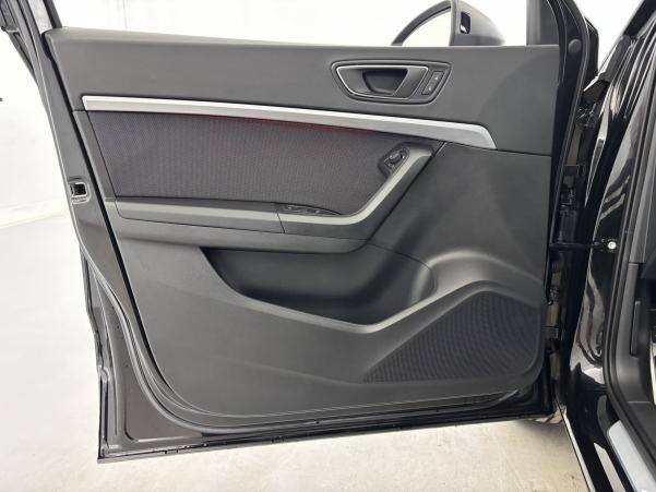 Vente en ligne Seat Ateca 1.5 TSI 150ch FR DSG Suréquipé + Toit ouvrant au prix de 29 790 €