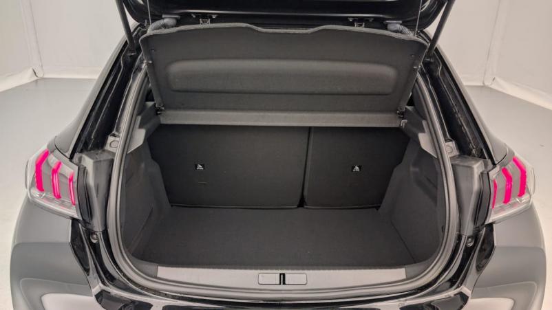 Vente en ligne Peugeot 208 50 kWh 136ch Allure Pack au prix de 24 180 €