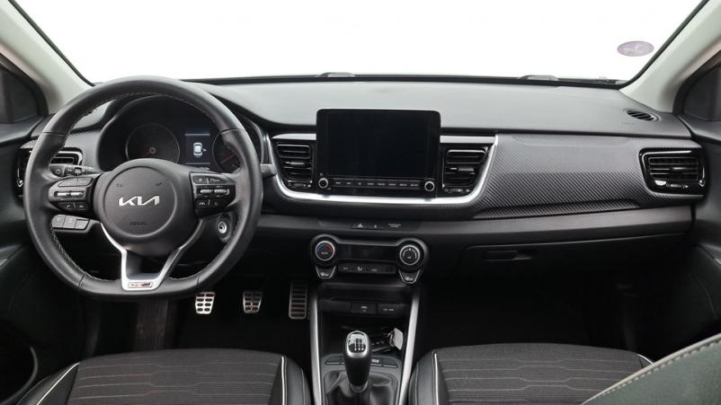 Vente en ligne Kia Stonic  1.0 T-GDI MHEV 120ch Manuelle/6 Gt line au prix de 16 550 €