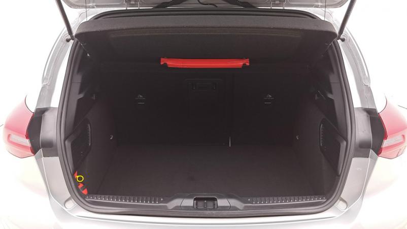 Vente en ligne Ford Focus 5P 1.0 EcoBoost mHEV 155ch Automatique/7 St-line x au prix de 25 680 €