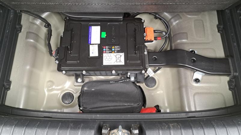 Vente en ligne Kia Stonic  1.0 T-GDI MHEV 120ch Manuelle/6 Gt line au prix de 16 550 €
