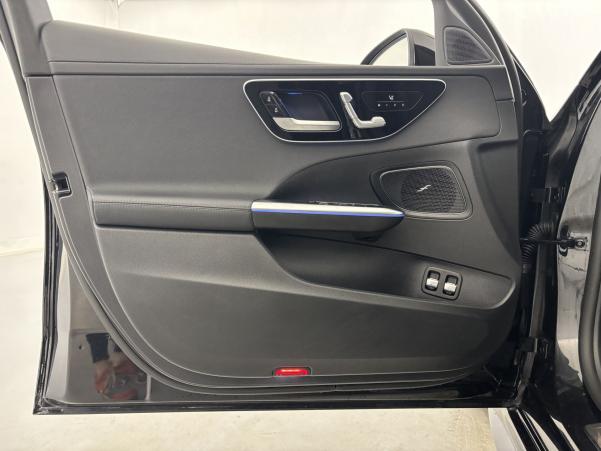 Vente en ligne Mercedes Classe C Break 300 e Hybrid EQ 204+129ch AMG Line + Attelage au prix de 43 990 €