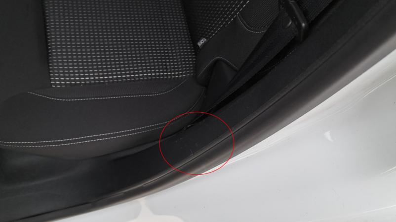 Vente en ligne Peugeot 208 5P 1.2 PureTech S&S 110ch Manuelle/5 Allure au prix de 10 460 €
