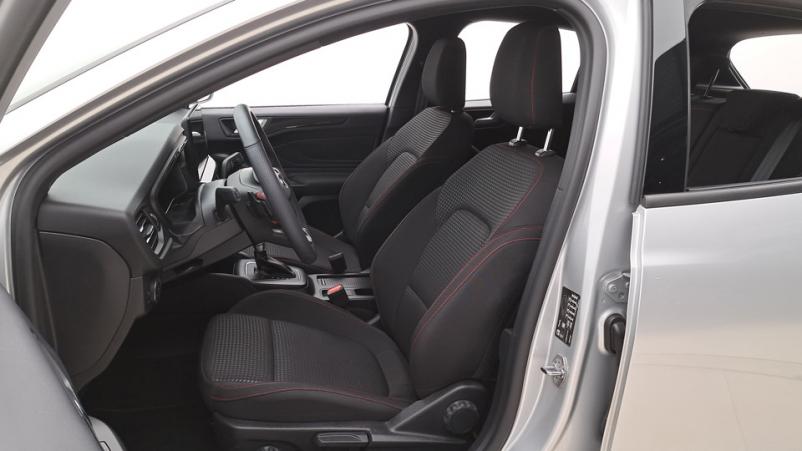 Vente en ligne Ford Focus 5P 1.0 EcoBoost mHEV 155ch Automatique/7 St-line x au prix de 25 680 €