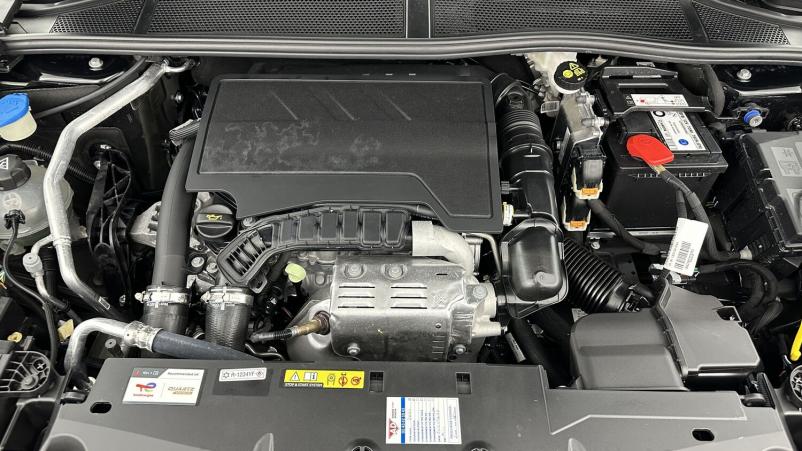 Vente en ligne Peugeot 408 408 1.2 PureTech 130ch GT EAT8 au prix de 28 400 €