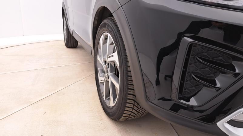 Vente en ligne Kia Stonic  1.0 T-GDI MHEV 120ch Manuelle/6 Gt line au prix de 16 550 €