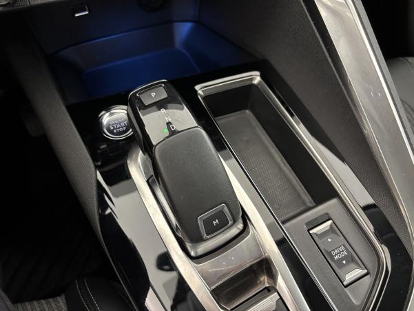 Vente en ligne Peugeot 3008 1.5 BlueHDi 130ch Allure Pack EAT8 + Hayon électrique au prix de 21 990 €