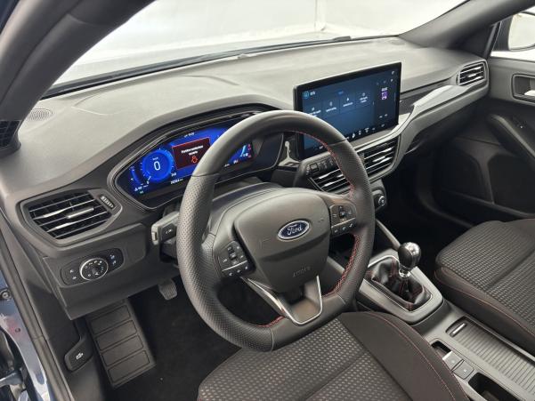 Vente en ligne Ford Focus 1.0 Flexifuel mHEV 125ch ST-Line Suréquipée au prix de 20 990 €