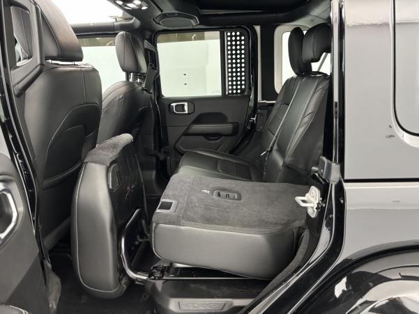 Vente en ligne Jeep Wrangler 2.0 T 380ch 4xe Overland Command-Trac au prix de 59 990 €