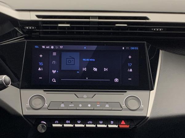Vente en ligne Peugeot 308 PURETECH 130CH S S BVM6 STYLE au prix de 22 120 €