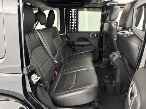 Vente en ligne Jeep Wrangler 2.0 T 380ch 4xe Overland Command-Trac au prix de 59 990 €