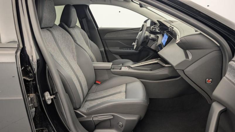 Vente en ligne Peugeot 408 PureTech 130 ch S S EAT8 Allure au prix de 26 030 €