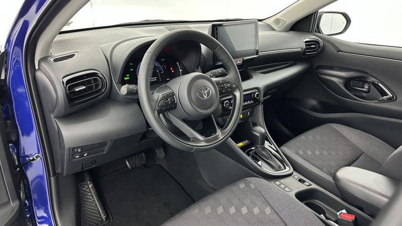 Vente en ligne Toyota Yaris Yaris Hybride 116h Design e-CVT au prix de 25 700 €