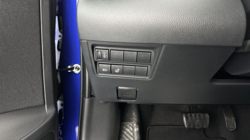 Vente en ligne Toyota Yaris Yaris Hybride 116h Design e-CVT au prix de 25 700 €