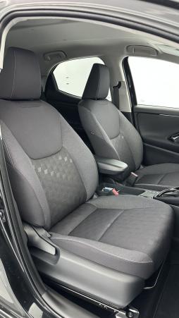 Vente en ligne Toyota Yaris Yaris Hybride 116h Design e-CVT au prix de 25 010 €