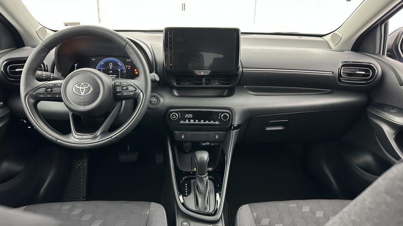 Vente en ligne Toyota Yaris Yaris Hybride 116h Design e-CVT au prix de 25 700 €