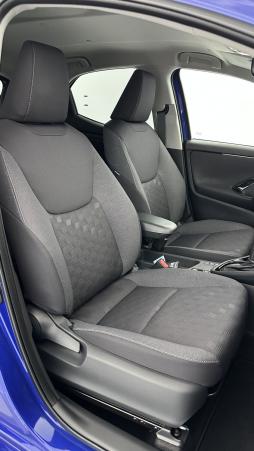 Vente en ligne Toyota Yaris Yaris Hybride 116h Design e-CVT au prix de 25 700 €