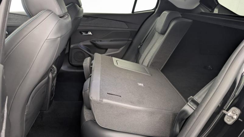 Vente en ligne Peugeot 408 PureTech 130 ch S S EAT8 Allure au prix de 26 030 €