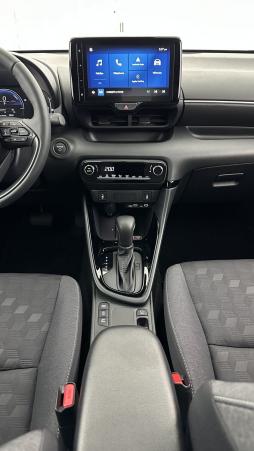 Vente en ligne Toyota Yaris Yaris Hybride 116h Design e-CVT au prix de 25 010 €