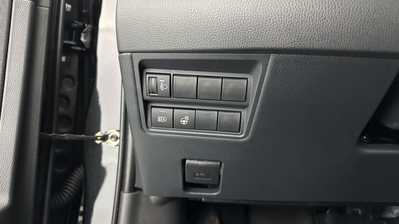 Vente en ligne Toyota Yaris Yaris Hybride 116h Design e-CVT au prix de 25 010 €