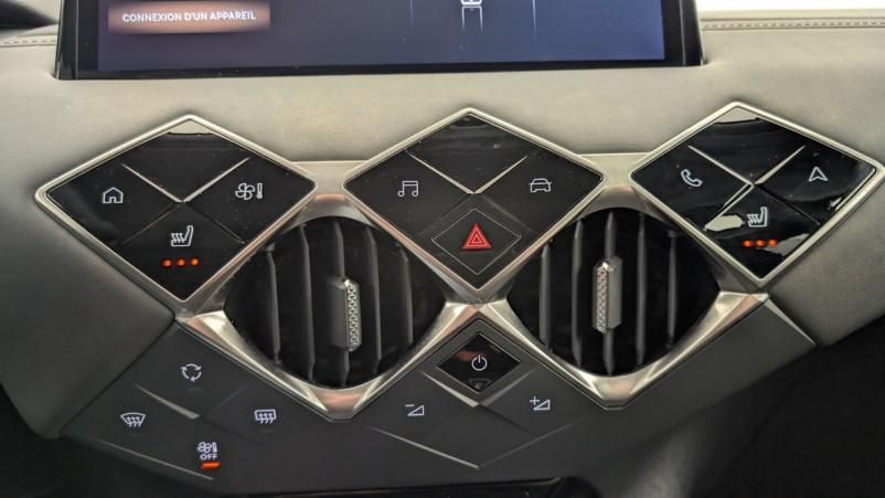 Vente en ligne Ds Ds3 PureTech 130 EAT8 Opera au prix de 23 350 €