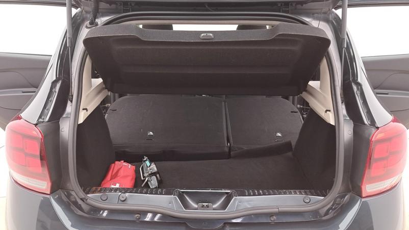 Vente en ligne Dacia Sandero 3  1.0 Sce 75ch Manuelle/5 Confort au prix de 10 460 €