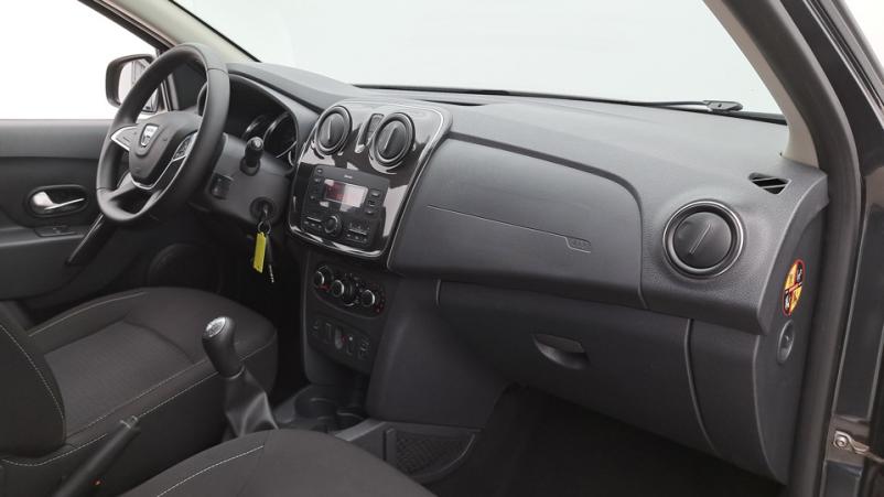 Vente en ligne Dacia Sandero 3  1.0 Sce 75ch Manuelle/5 Confort au prix de 10 460 €