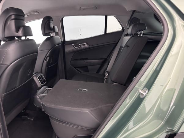 Vente en ligne Kia Sportage 1.6 T-GDi 265ch PHEV Design BVA6 4x4 au prix de 31 990 €