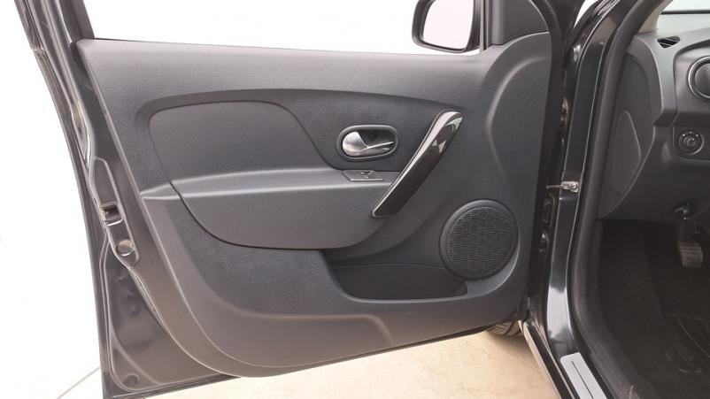 Vente en ligne Dacia Sandero 3  1.0 Sce 75ch Manuelle/5 Confort au prix de 10 460 €
