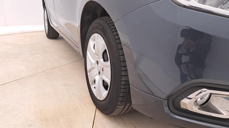 Vente en ligne Dacia Sandero 3  1.0 Sce 75ch Manuelle/5 Confort au prix de 10 460 €