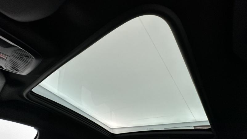 Vente en ligne Peugeot 208 208 II(2) 1.2 PureTech 100ch GT au prix de 21 410 €