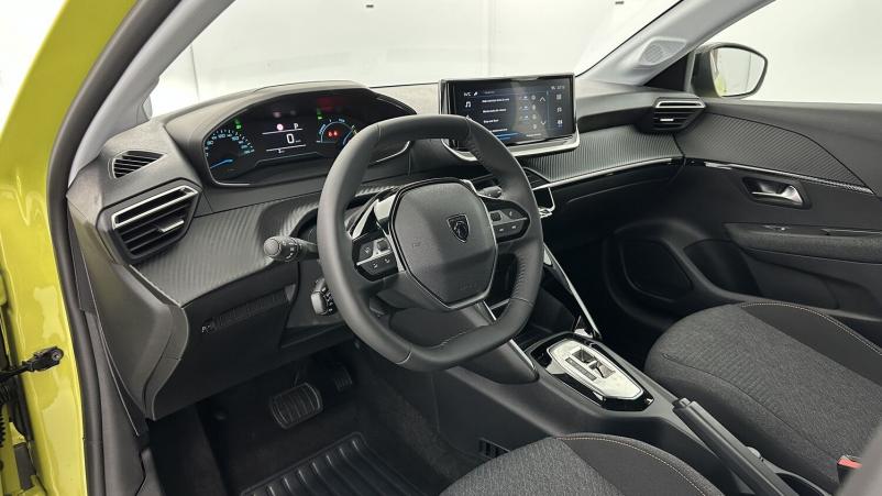 Vente en ligne Peugeot 208 208 II(2) 1.2 Hybrid 100ch Style e-DCS6 au prix de 21 410 €