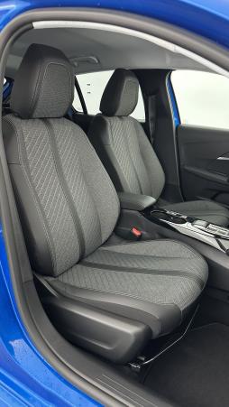 Vente en ligne Peugeot 208 208 II(2) 1.2 Hybrid 100ch Allure e-DCS6 au prix de 23 000 €